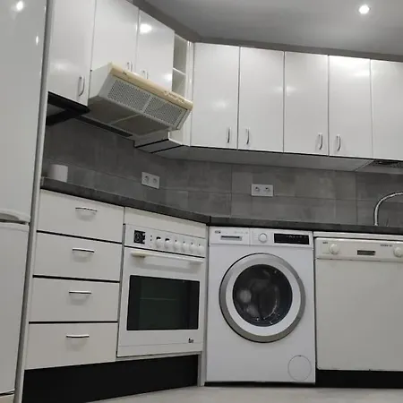 Precioso Apartamento Con Piscina, 500m De La Playa Apartment *